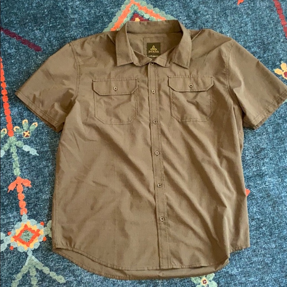 Men’s Prana short sleeve button down size XL